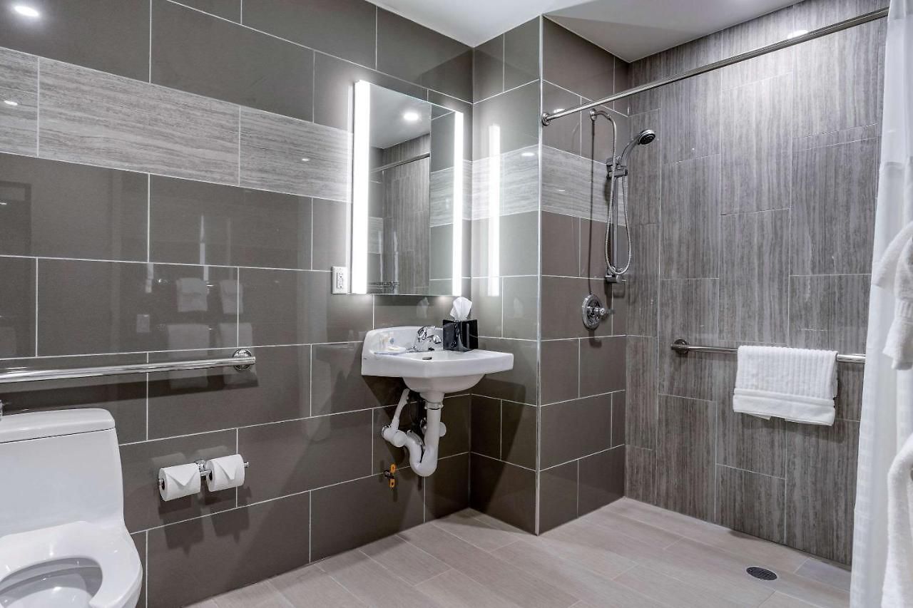 Comfort Jfk Airport 4*