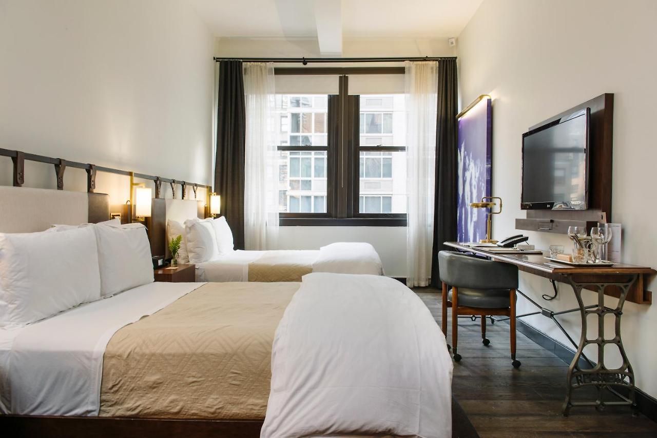 Refinery - Hotel 5*