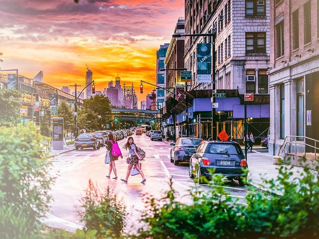 Hostel Q4 And New York