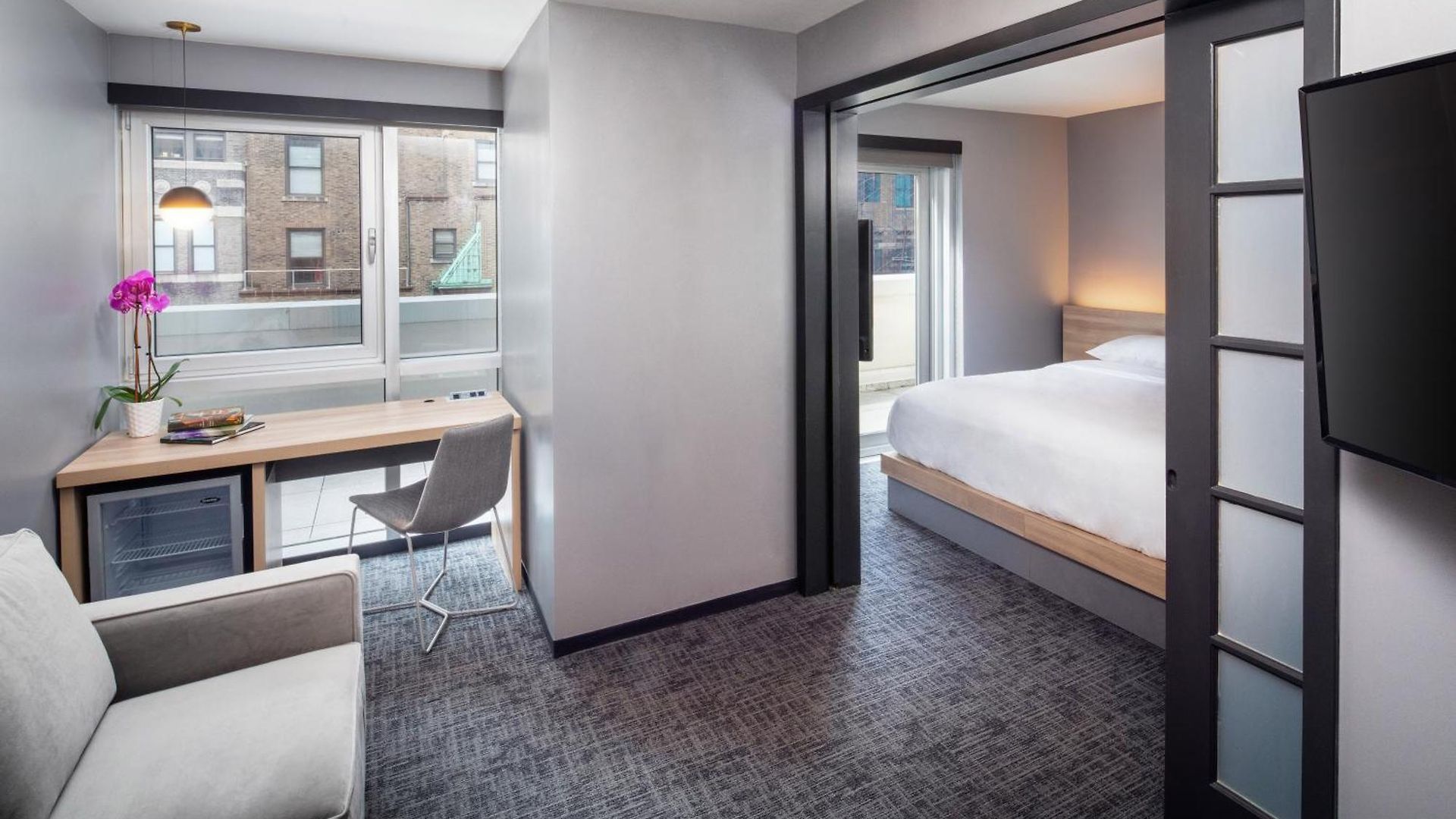 Henn Na 4* New York