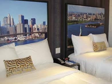 Rodeway Near Jfk Airport 2*