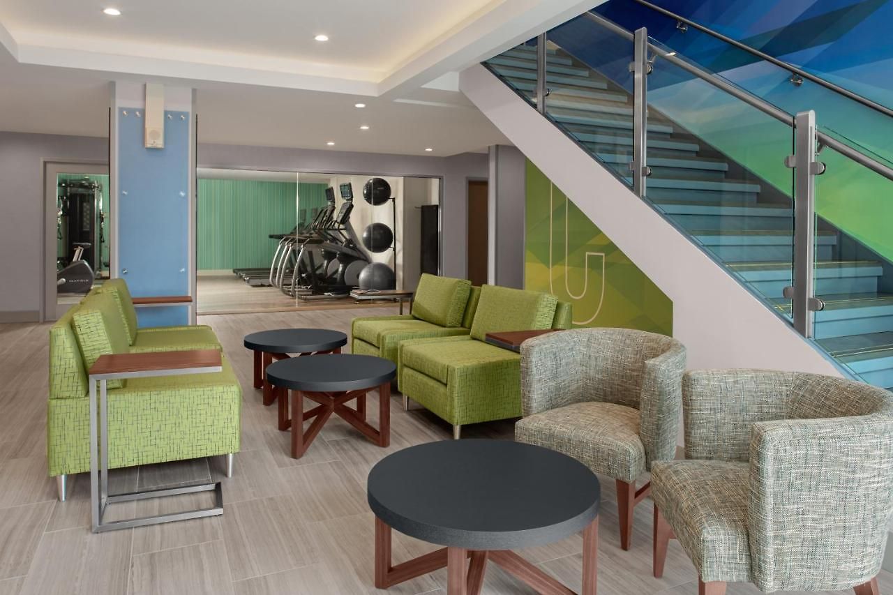 Express & Woodside Laguardia Airport Hotel New York