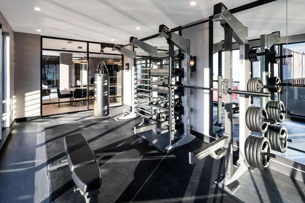 Global Luxury At The Arches Hotel 4*