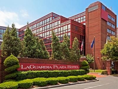 Doubletree By Hilton New York-laguardia