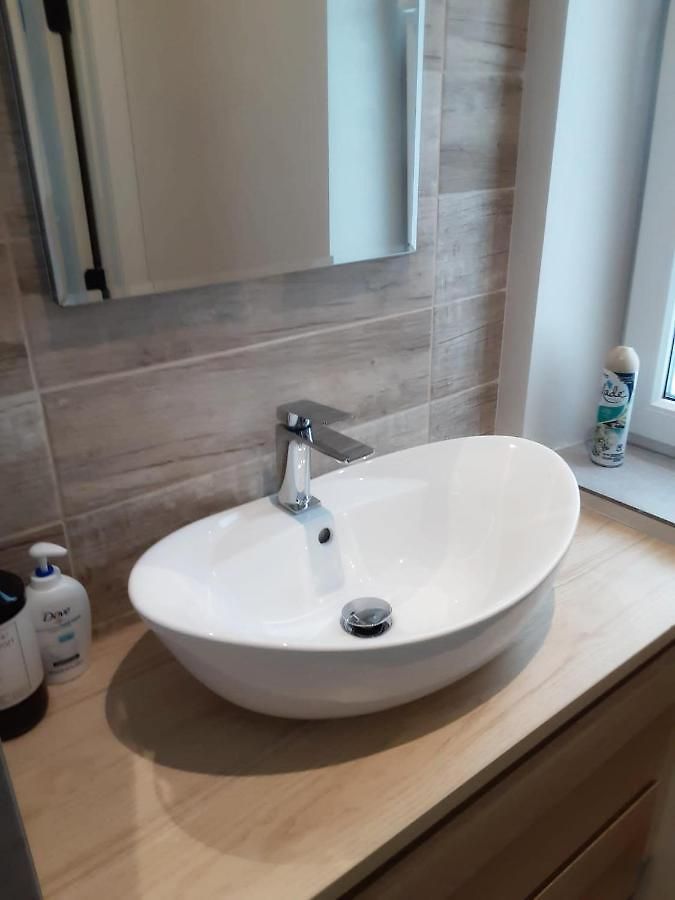Cozy Renovated With Its Own Bathroom In Brooklyn