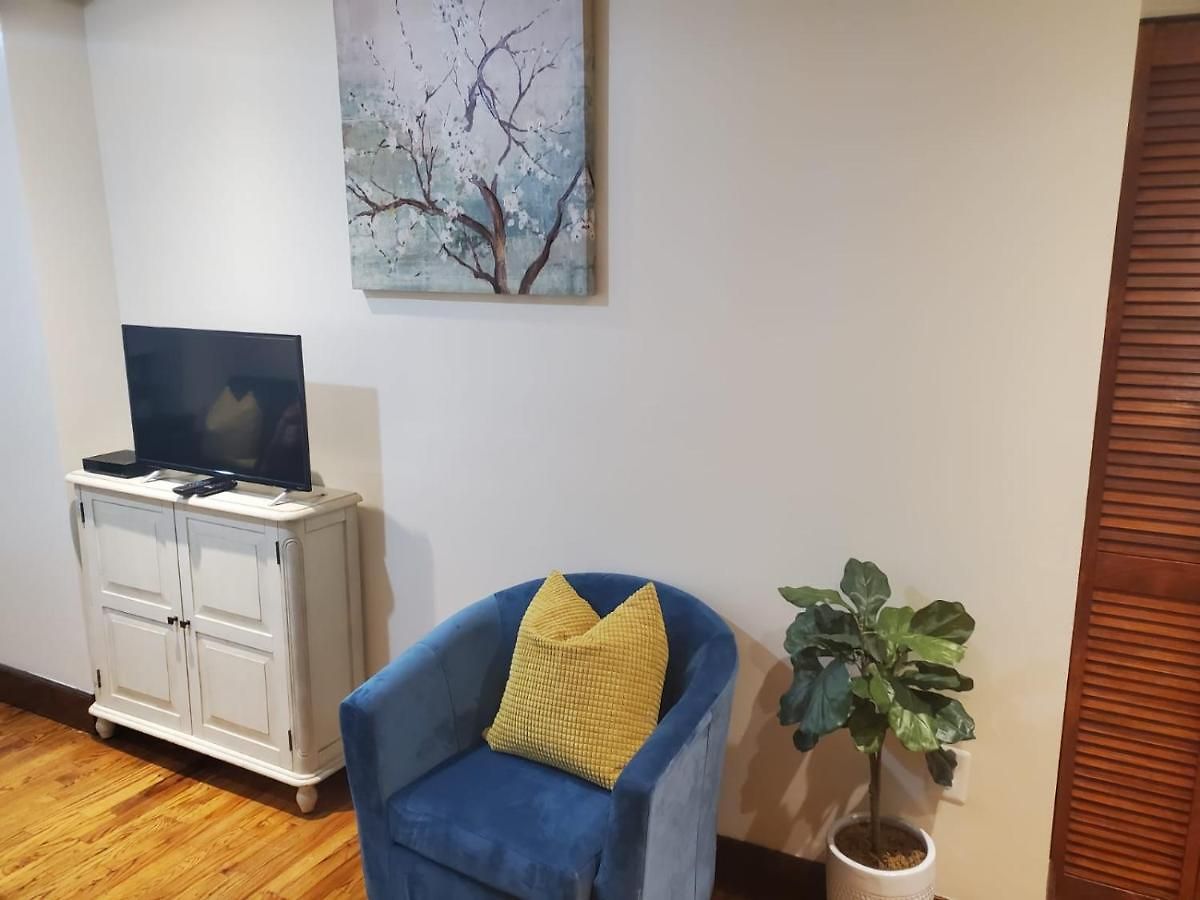 The Harlem Pearl Apartment