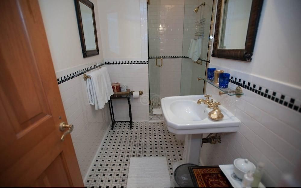 The At Irving Place New York