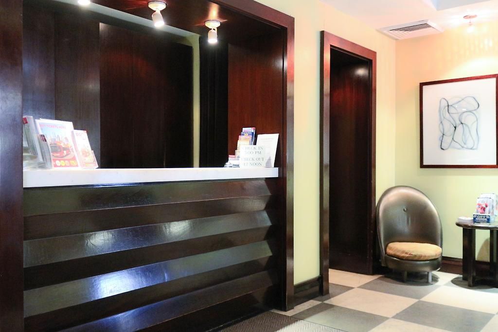 Park West 3*