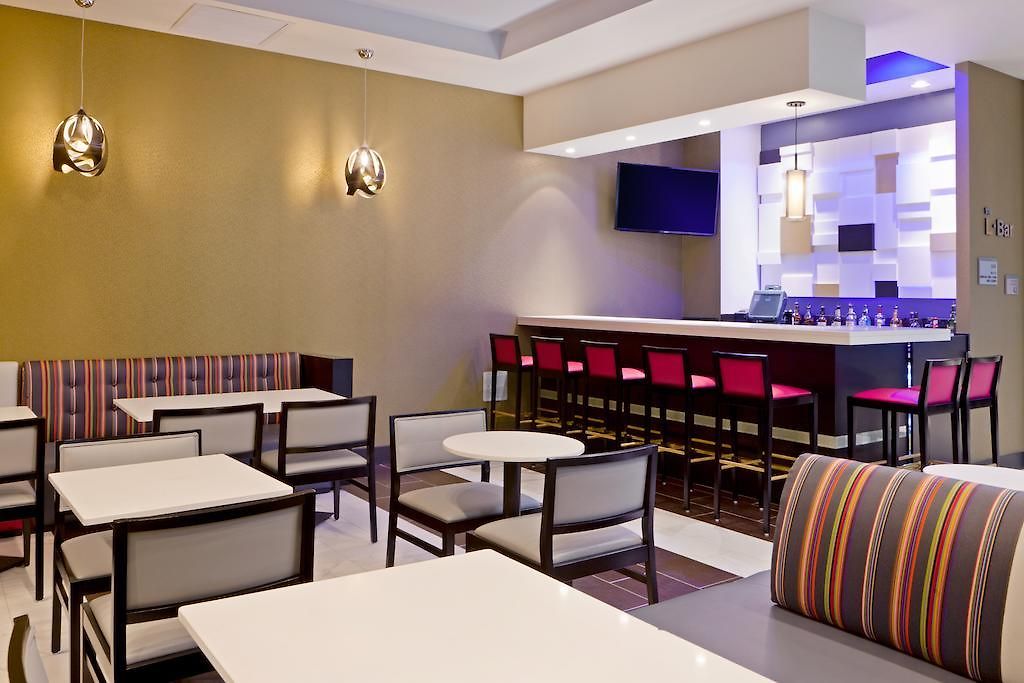 Fairfield & By Marriott Queens/queensboro Bridge Hotel New York