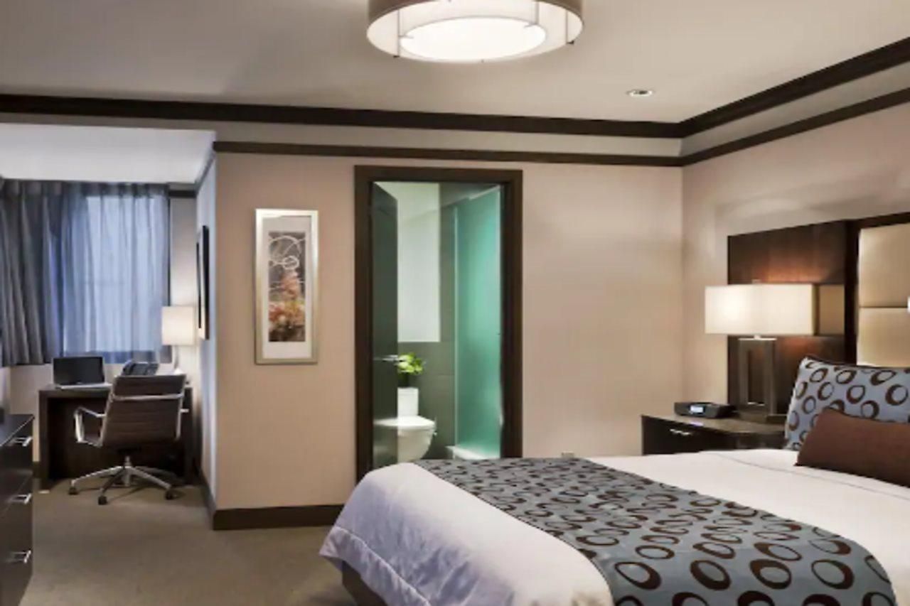 Hotel The Pearl 4*
