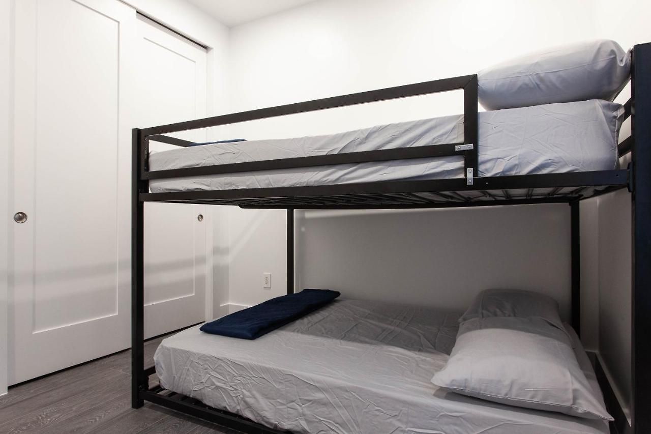 New York City Bedrooms Manhattan * New York