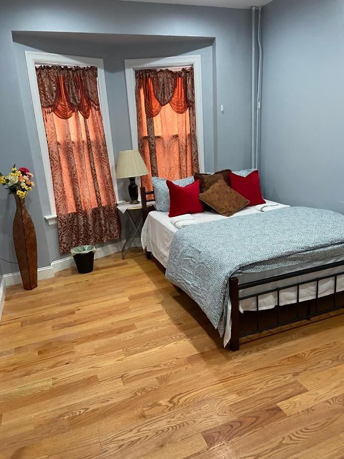 A Spacious In Queens