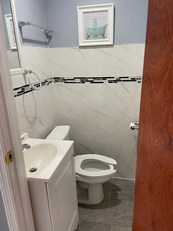 A Lovely In Queens Guest house