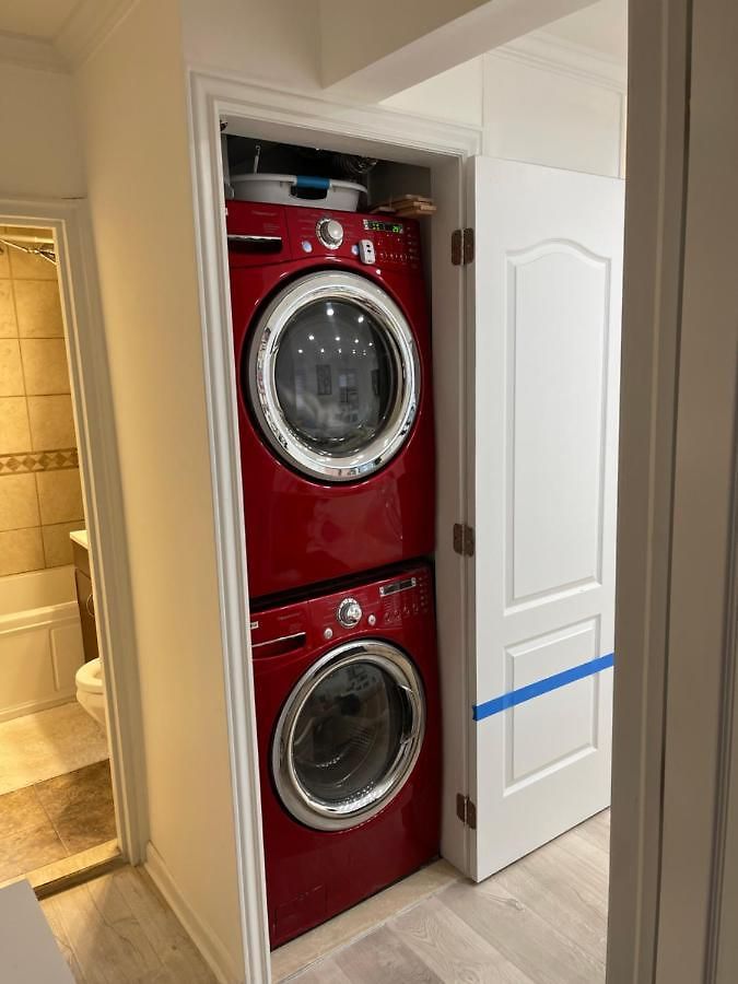 Renovated Jacuzzi Tub Nyc-lga-jfk Washer-dryer Apartment New York