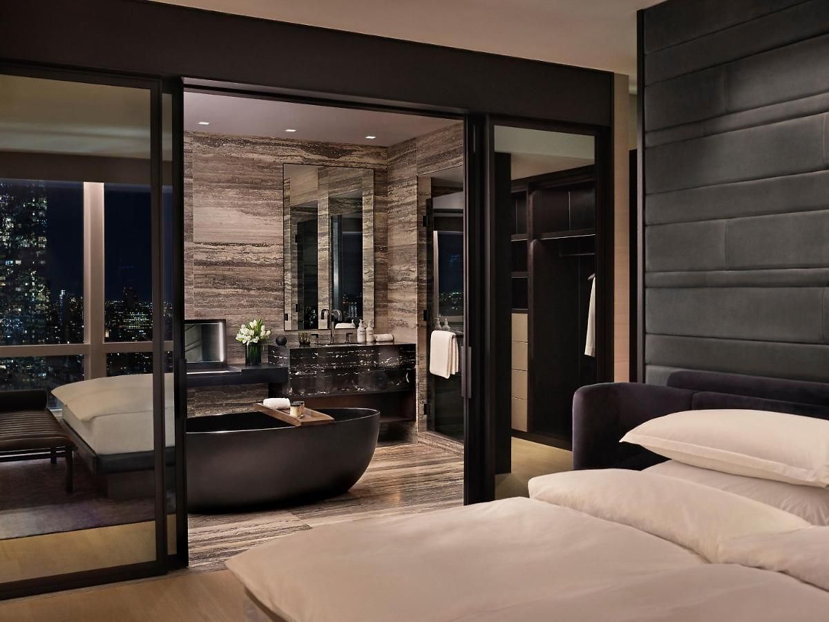 Equinox Hotel New York