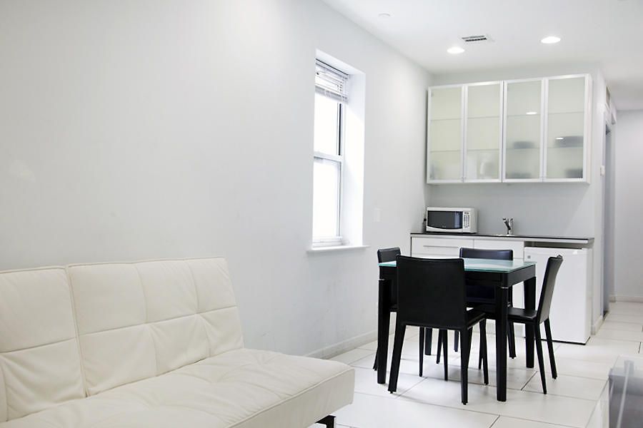 Un Place Apartment *