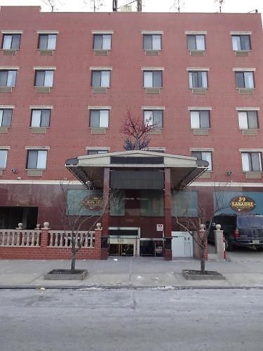 Knights Brooklyn Sunset Park 3*