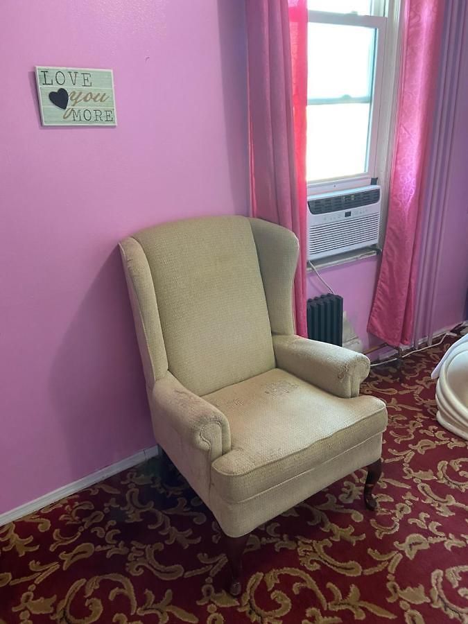 Guest house A Lavish In Queens *
