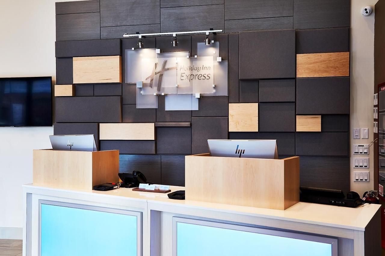 Express - Nyc Brooklyn - Sunset Park By Ihg