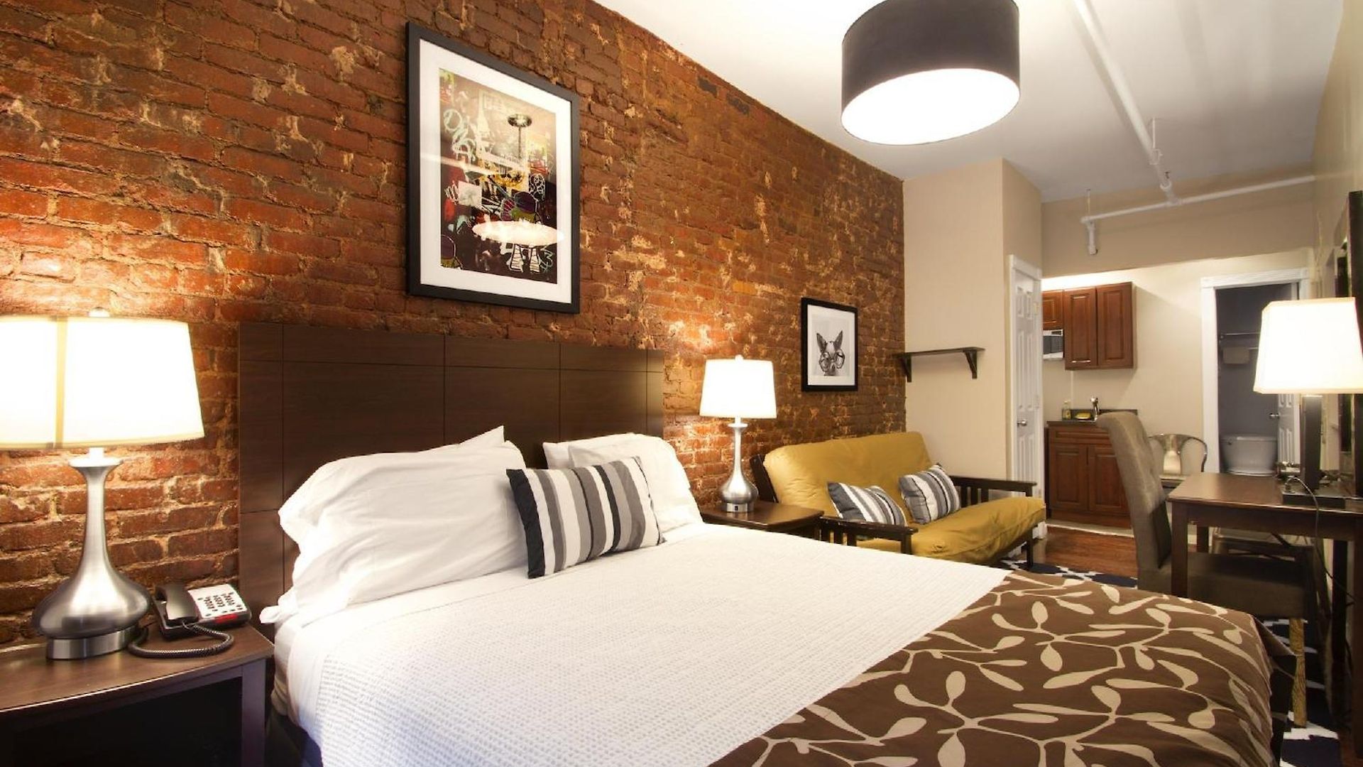 309 Hotel
