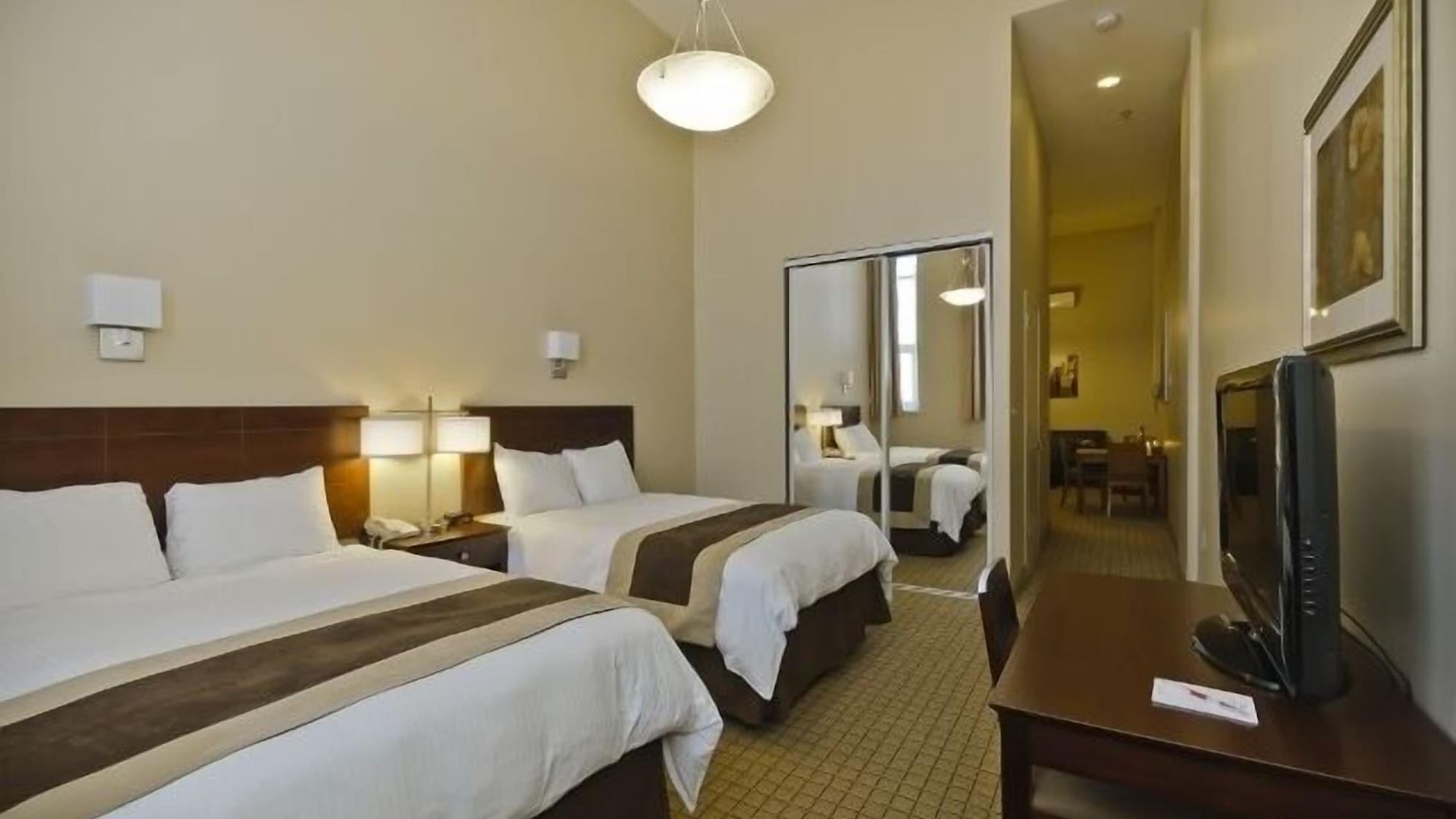 Hotel Pointe Plaza (adults Only) New York
