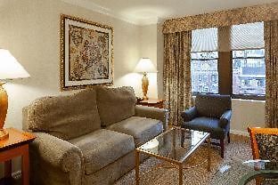 The Manhattan Club Hotel 4*
