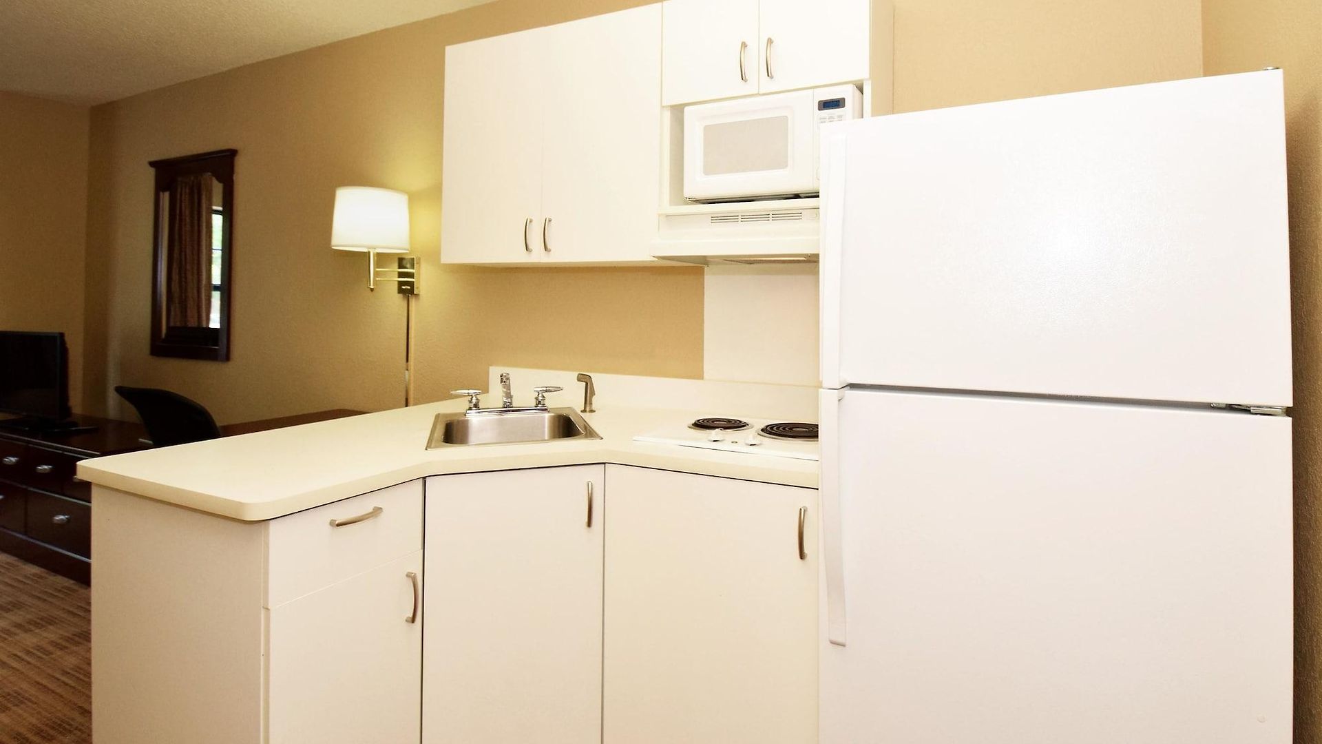 Extended America - - Laguardia Airport Hotel