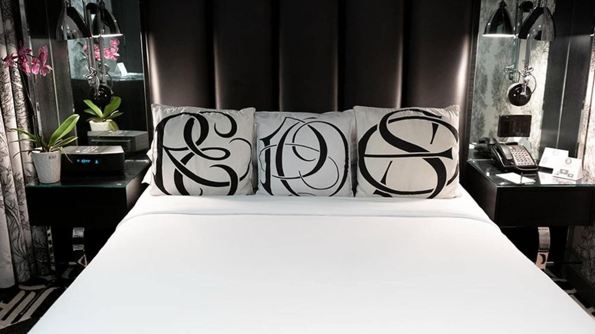Night By Sb At Times Square 4*