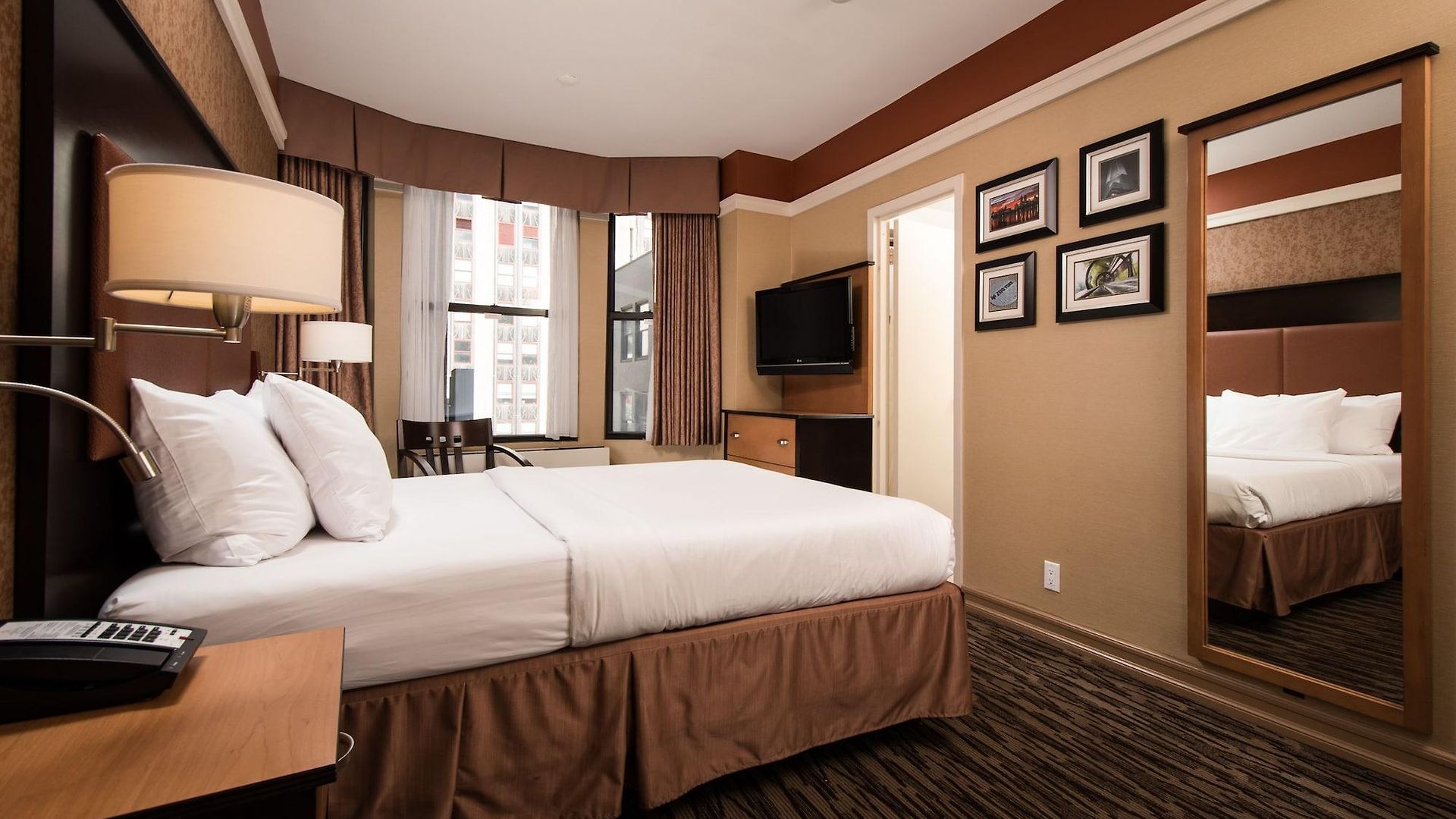 The At Fifth Avenue Hotel 3*