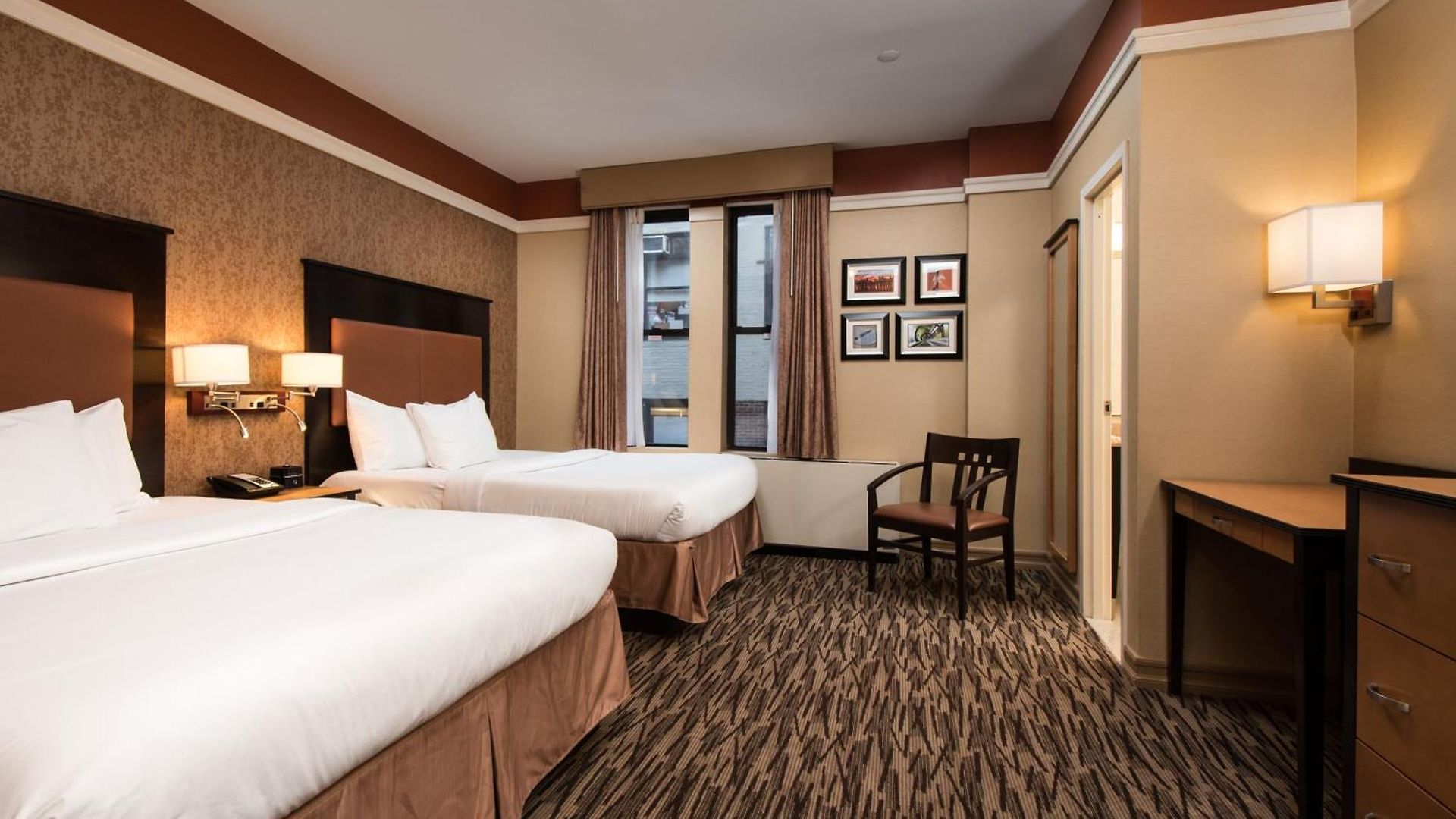 The At Fifth Avenue Hotel 3*