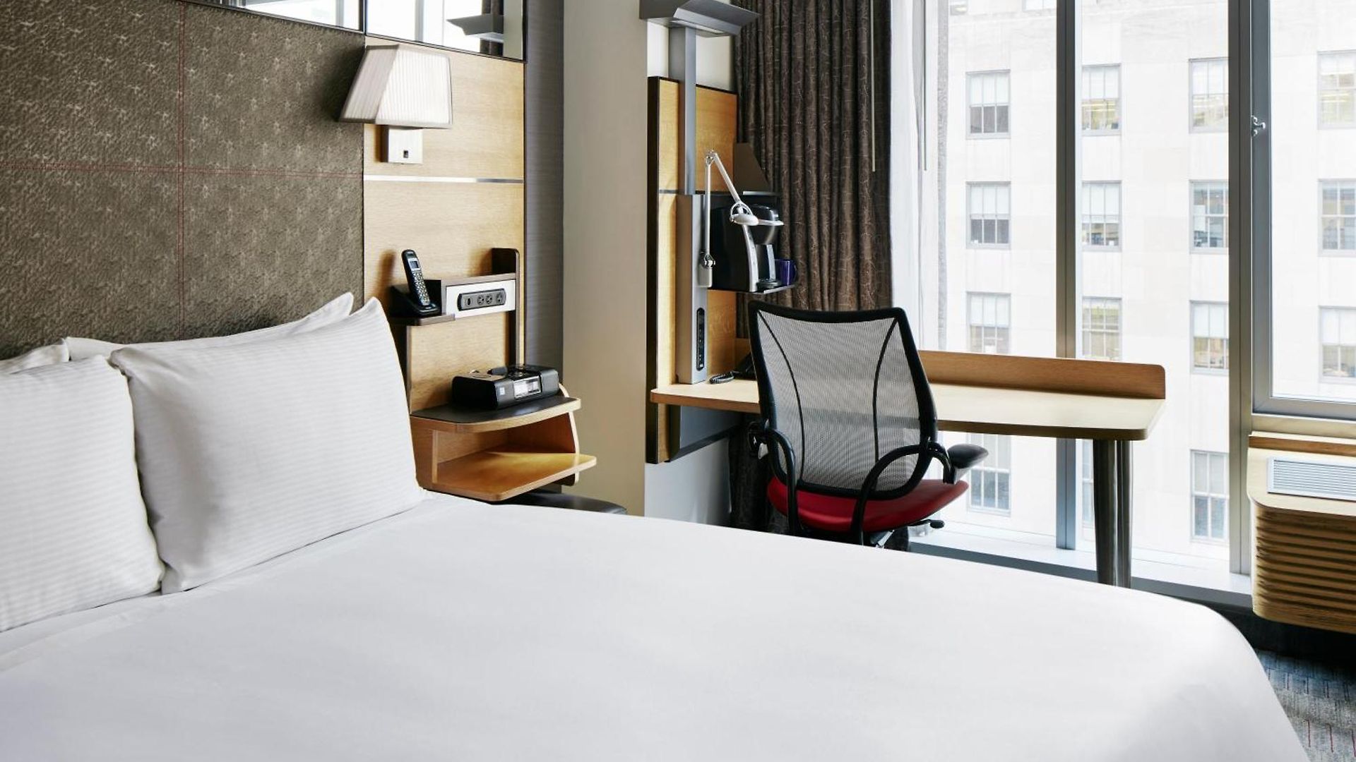 The Jewel Hotel,