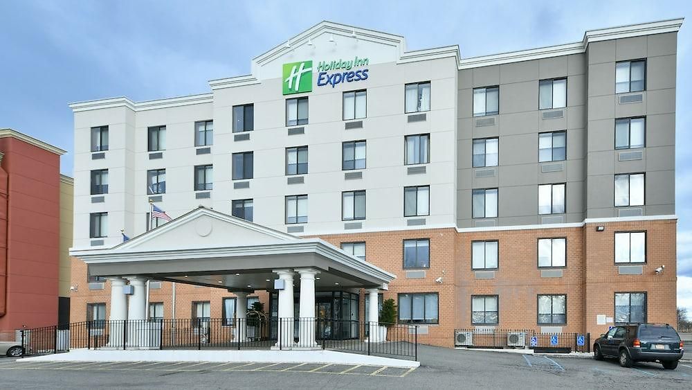 Country & By Radisson, Staten Island 3* New York
