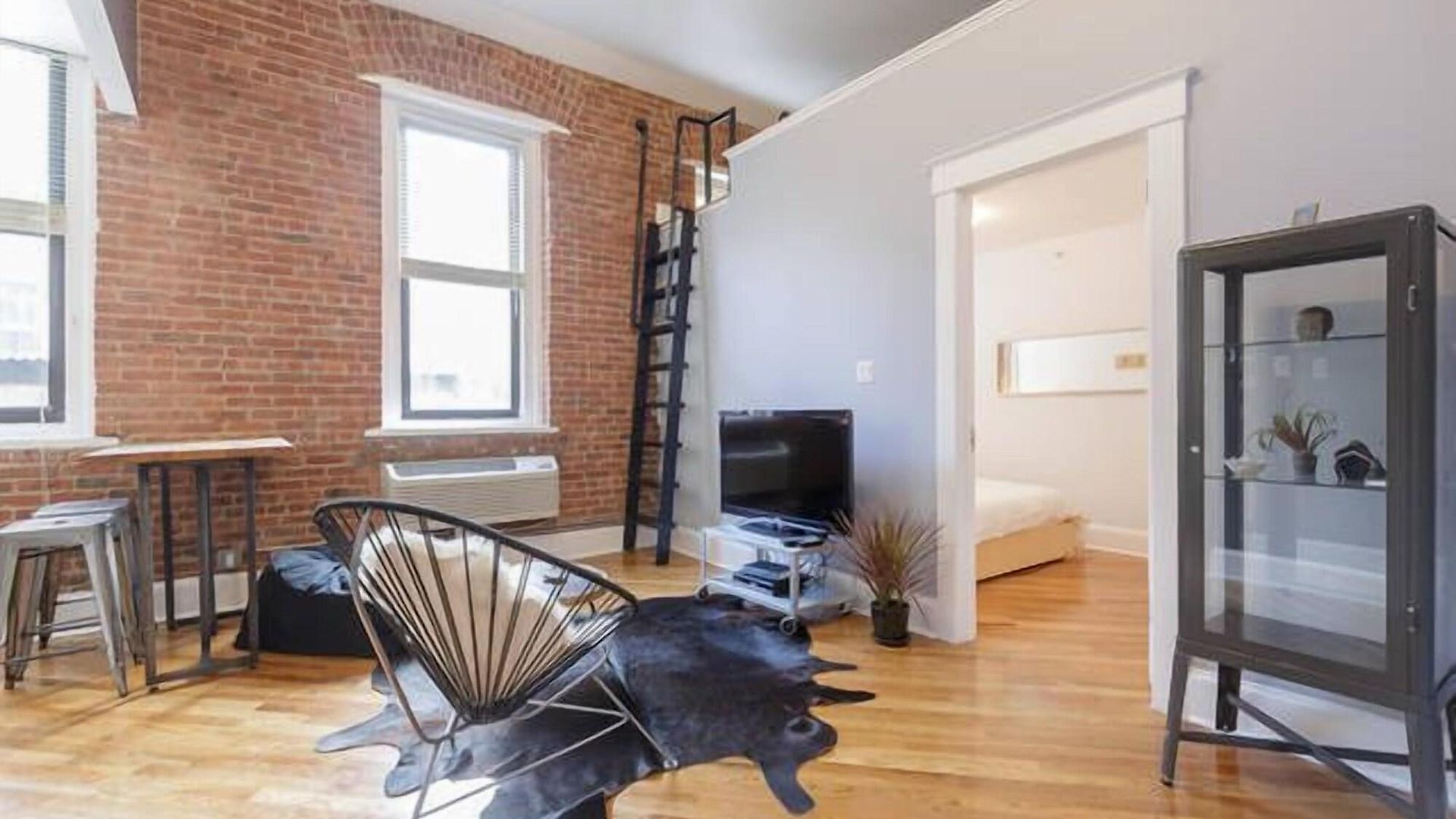 Habitat 101brooklyn Apartment