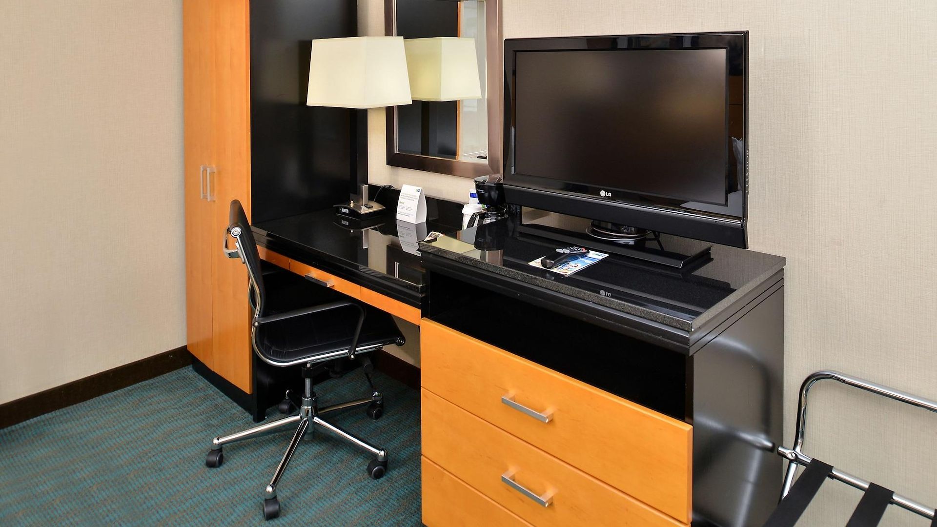 Express Kennedy Airport, An Ihg 3*