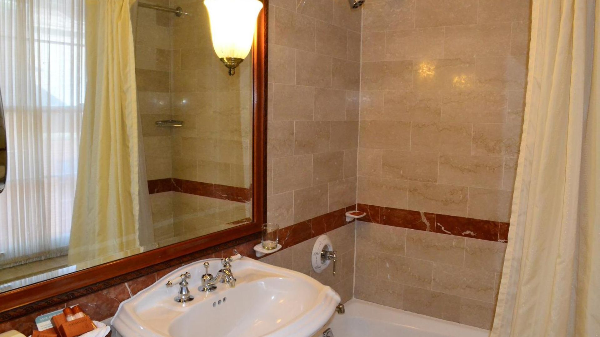 The Street Hotel 3*
