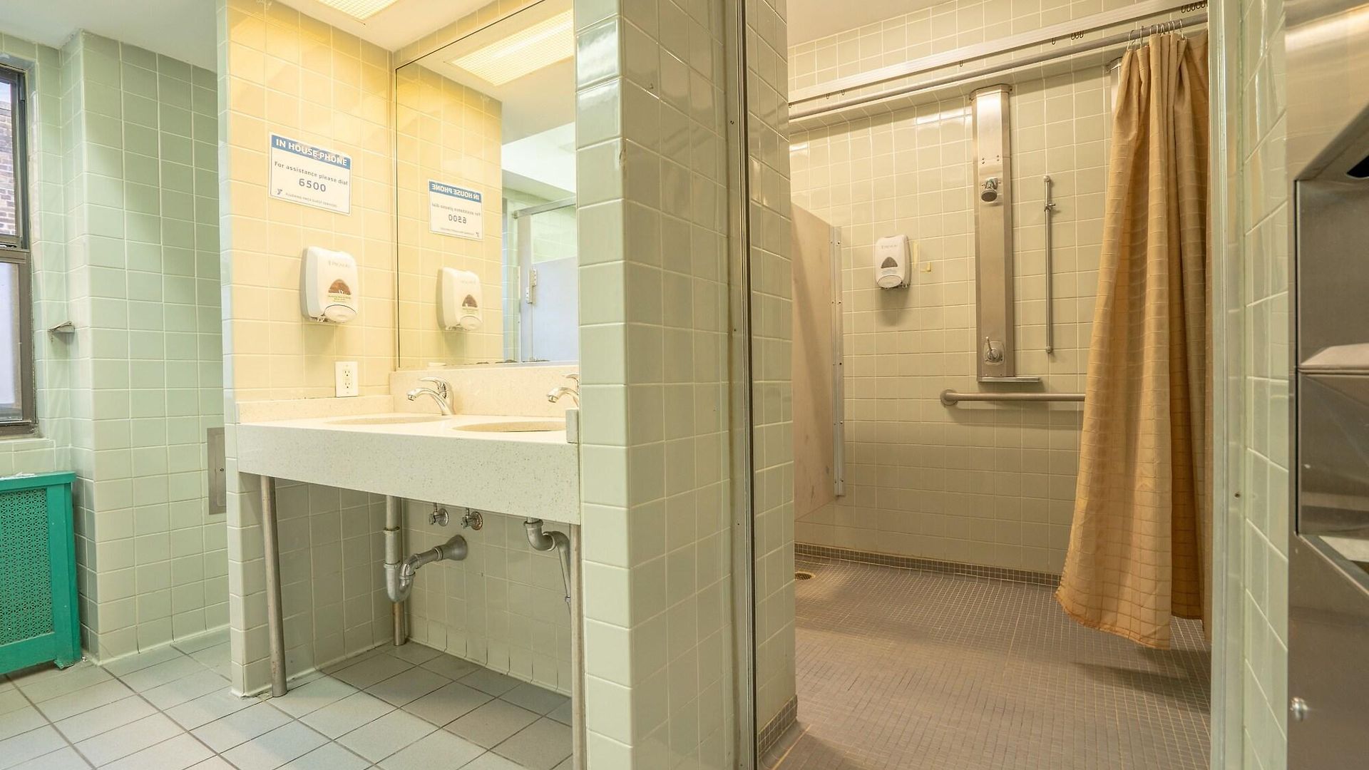 Flushing Ymca Hostel