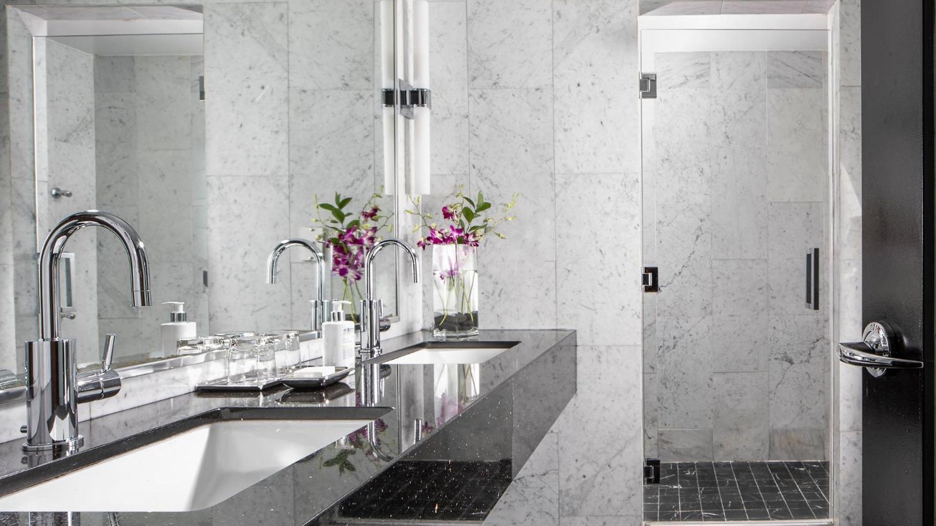 Hotel 6 Columbus Park 4*