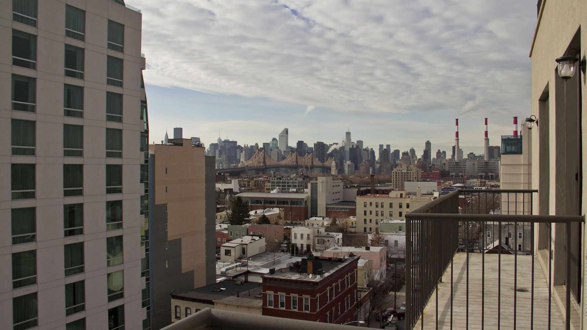 Vetiver / Manhattan Skyline Hotel New York