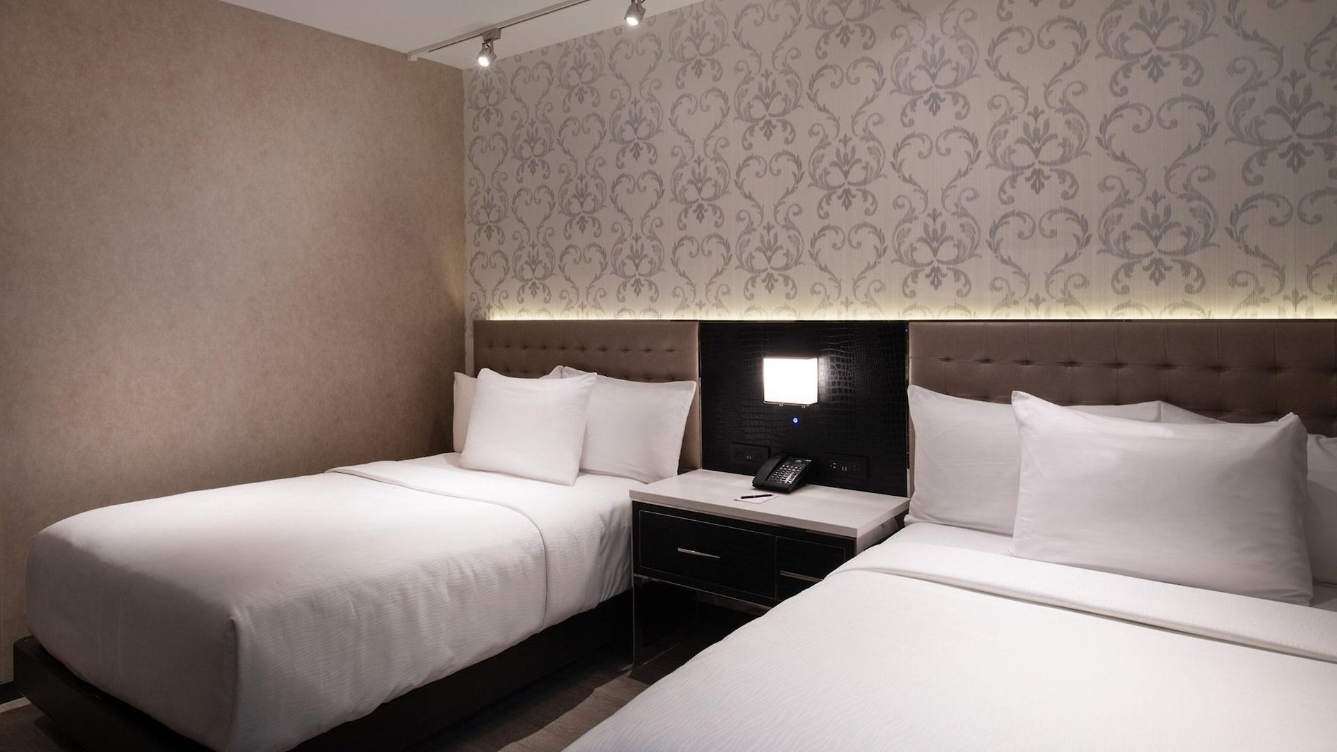 Aliz Times Square 4* New York