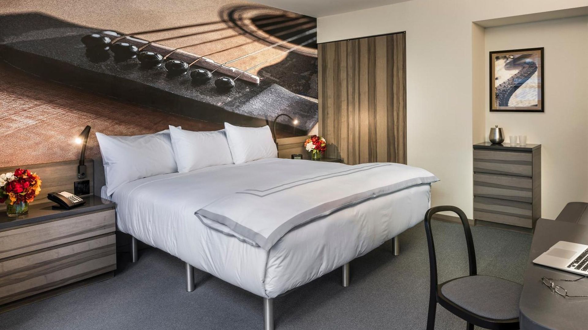 Carnegie Hotel 4*
