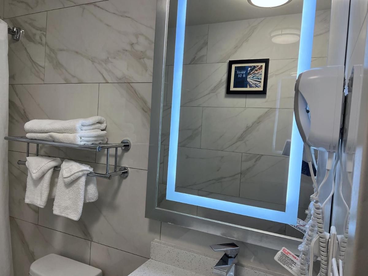Hotel Lotus Blu & 3*