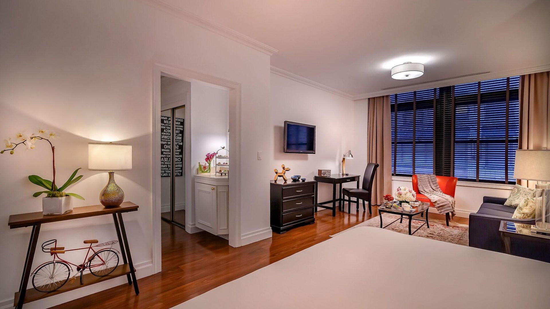 Avalon Hotel 4*