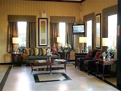Hotel Express Kennedy Airport, An Ihg 3*