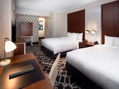 Hilton Brooklyn - Newly Renovated Hotel New York
