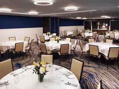 Hilton Brooklyn - Newly Renovated 4*