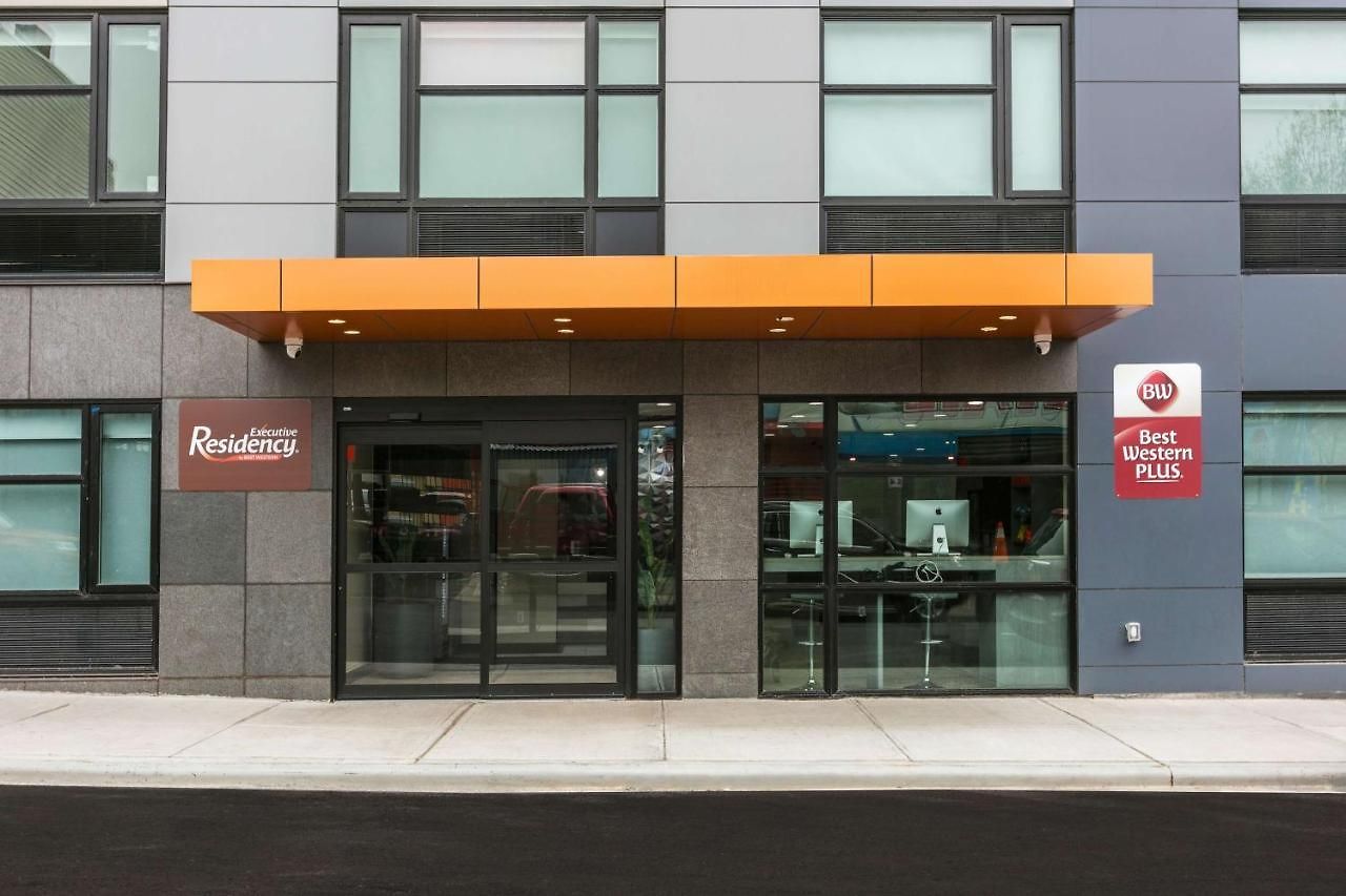 Hotel Western Executive Residency Bronx