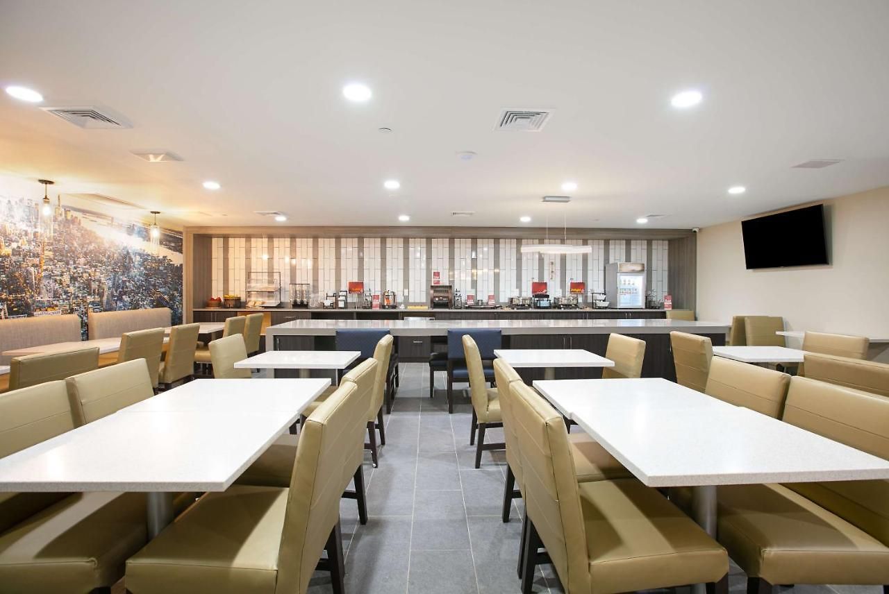 Hotel Western Executive Residency Bronx 3*