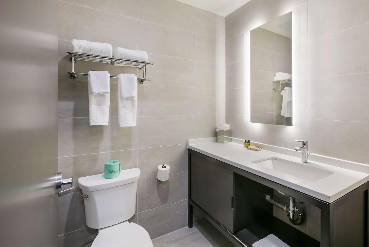 Hotel Western Executive Residency Bronx New York