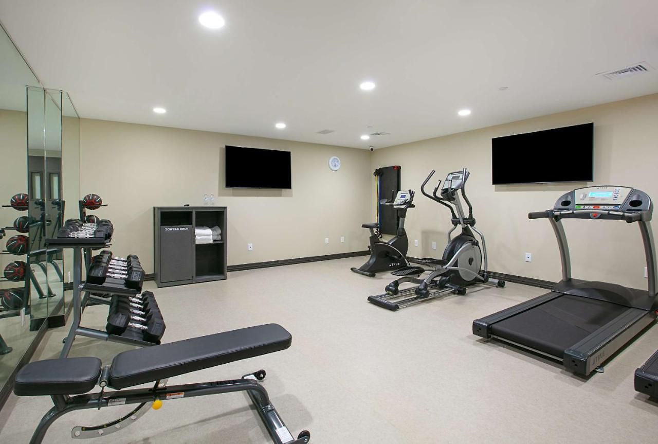 Western Executive Residency Bronx Hotel