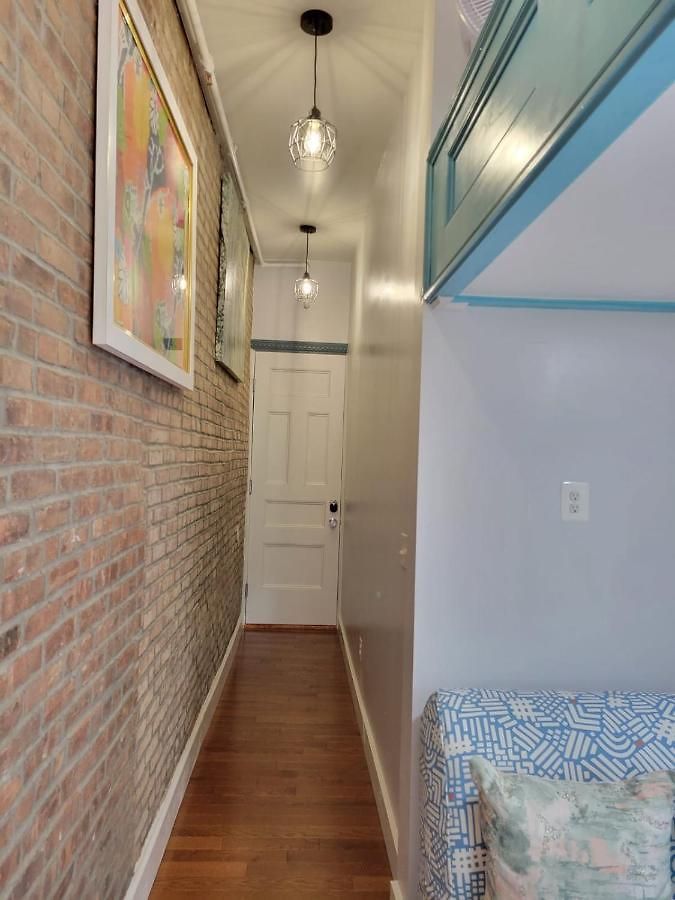 Harlem Apartment *